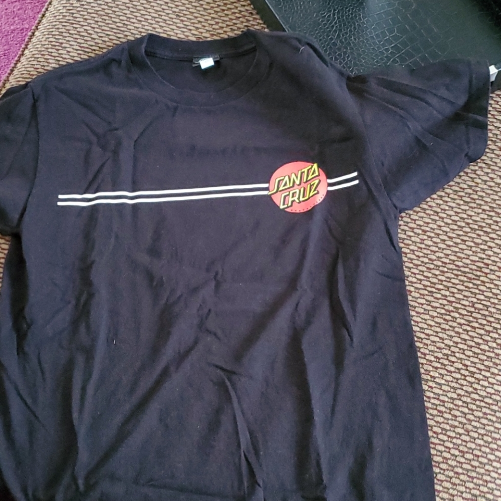 Santa Cruz tee